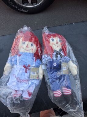 classic 17-inch Raggedy Ann plush doll designed by Aurora World.